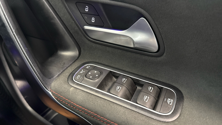 Mercedes-Benz CLA 250e AMG Line Premium + Night Ed 4dr Tip Auto Saloon